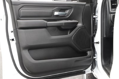 2027 RAM Ram 1500 RAM 1500 TRADESMAN CREW CAB 4X4 5'7' BOX
