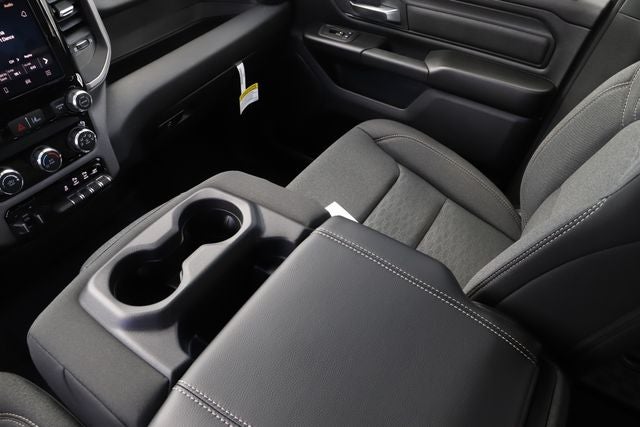 2026 RAM Ram 1500 RAM 1500 TRADESMAN CREW CAB 4X4 5'7' BOX