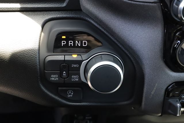 2026 RAM Ram 1500 RAM 1500 TRADESMAN CREW CAB 4X4 5'7' BOX