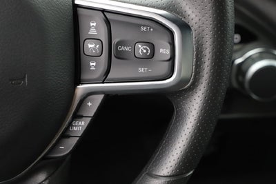 2027 RAM Ram 1500 RAM 1500 EXPRESS CREW CAB 4X4 6'4' BOX