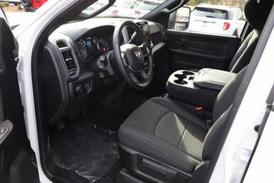 2026 RAM Ram 3500 RAM 3500 TRADESMAN CREW CAB 4X4 6'4' BOX