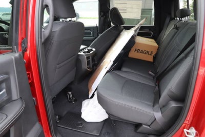 2027 RAM Ram 3500 RAM 3500 BIG HORN CREW CAB 4X4 8' BOX