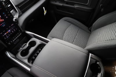 2027 RAM Ram 3500 RAM 3500 BIG HORN CREW CAB 4X4 8' BOX