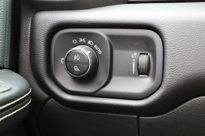 2027 RAM Ram 3500 RAM 3500 BIG HORN CREW CAB 4X4 8' BOX