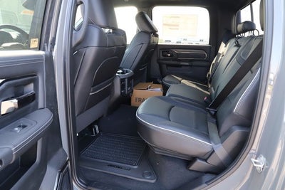2026 RAM Ram 3500 RAM 3500 LIMITED CREW CAB 4X4 8' BOX