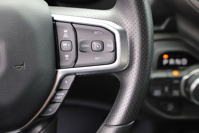 2026 RAM 1500 RAM 1500 TRADESMAN CREW CAB 4X4 5'7' BOX