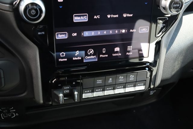 2026 RAM Ram 2500 RAM 2500 TRADESMAN CREW CAB 4X4 8' BOX