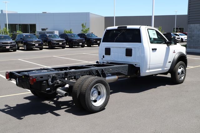 2026 RAM Ram 5500 Chassis Cab RAM 5500 TRADESMAN CHASSIS REGULAR CAB 4X4 84' CA