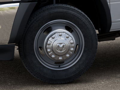 2025 RAM 5500 Chassis RAM 5500 TRADESMAN CHASSIS CREW CAB 4X4 84' CA