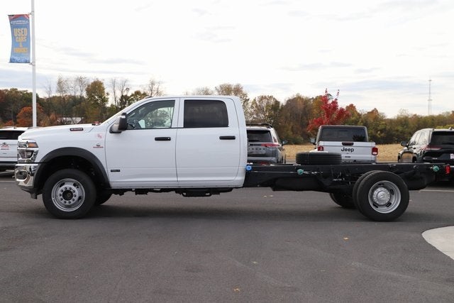 2026 RAM Ram 5500 Chassis Cab RAM 5500 TRADESMAN CHASSIS CREW CAB 4X4 84' CA