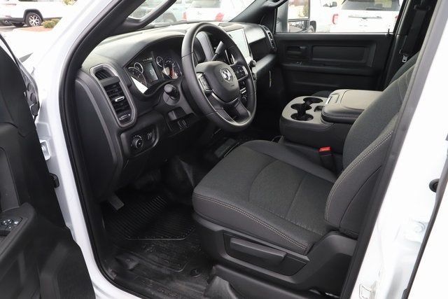 2026 RAM Ram 5500 Chassis Cab RAM 5500 TRADESMAN CHASSIS CREW CAB 4X4 84' CA