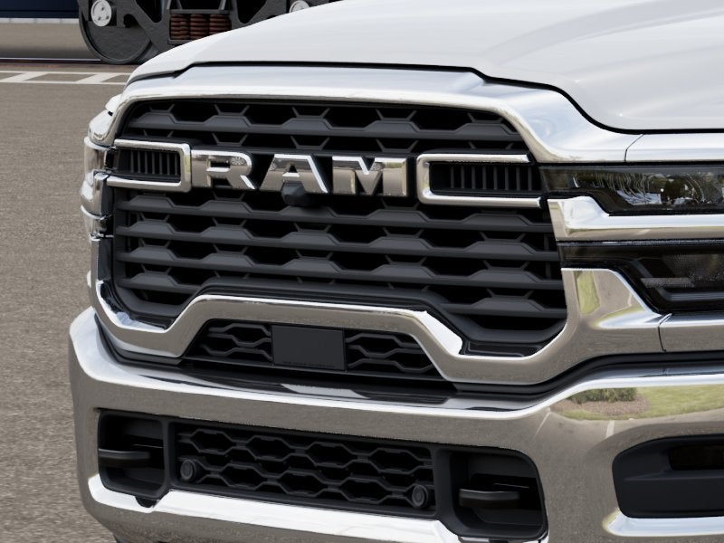 2027 RAM Ram 5500 Chassis Cab RAM 5500 TRADESMAN CHASSIS CREW CAB 4X4 84' CA