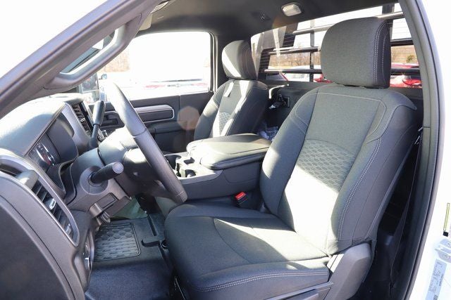 2026 RAM Ram 3500 Chassis Cab RAM 3500 TRADESMAN CHASSIS REGULAR CAB 4X4 84' CA