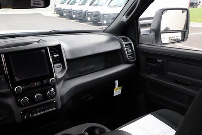 2026 RAM Ram 3500 Chassis Cab RAM 3500 TRADESMAN CREW CAB CHASSIS 4X4 60' CA