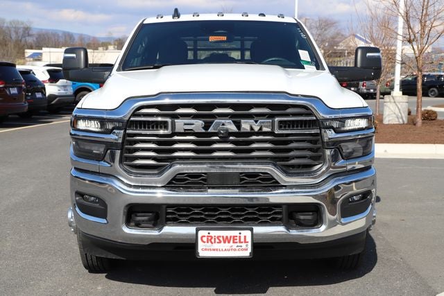 2026 RAM Ram 3500 Chassis Cab RAM 3500 TRADESMAN CREW CAB CHASSIS 4X4 60' CA