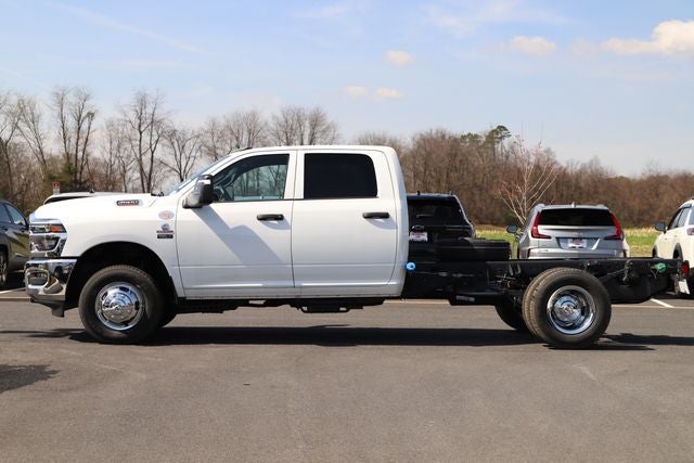2026 RAM Ram 3500 Chassis Cab RAM 3500 TRADESMAN CREW CAB CHASSIS 4X4 60' CA