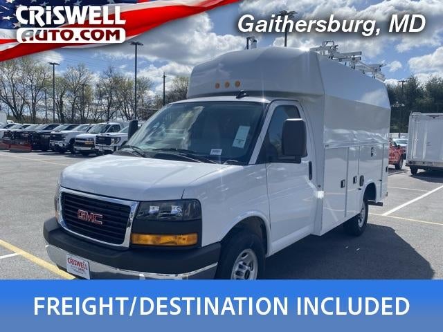 2024 GMC Savana Cutaway 3500 Base