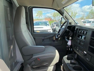 2024 GMC Savana Cutaway 3500 Base