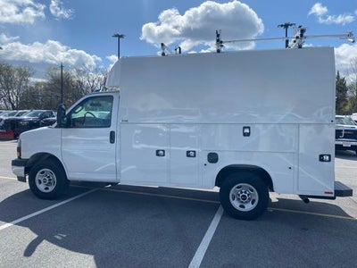 2024 GMC Savana Cutaway 3500 Base