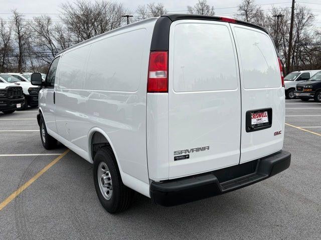 2026 GMC Savana Cargo Base