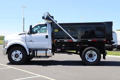 2027 Ford F-650SD Base