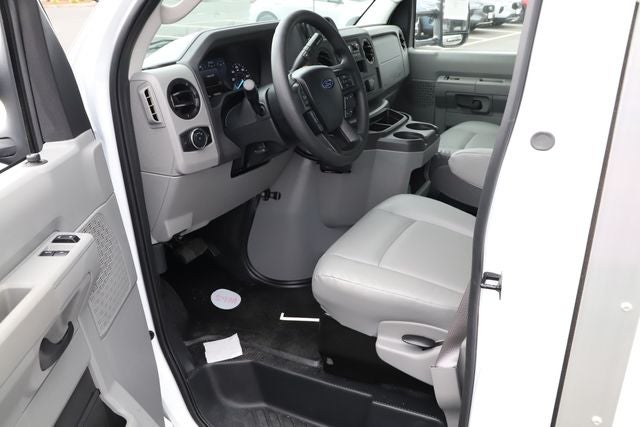 2027 Ford E-350SD Base Cutaway