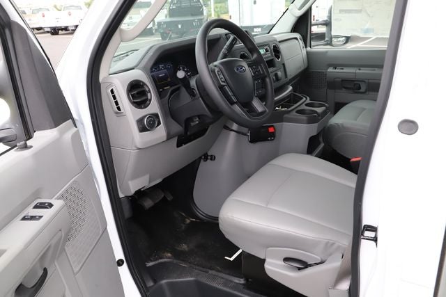 2026 Ford E-350SD Base Cutaway