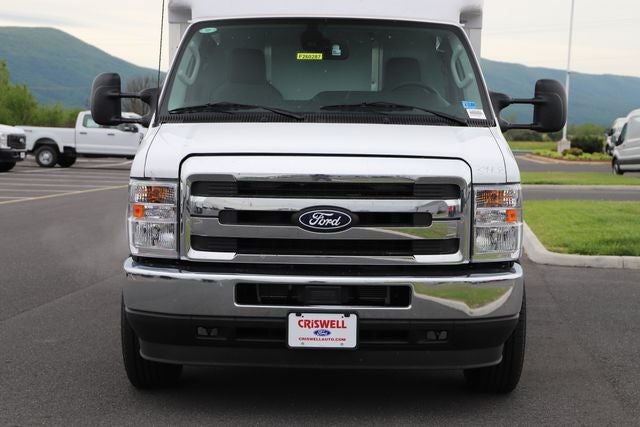 2026 Ford E-350SD Base Cutaway