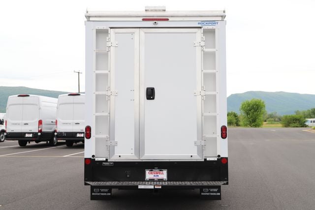 2027 Ford E-350SD Base Cutaway