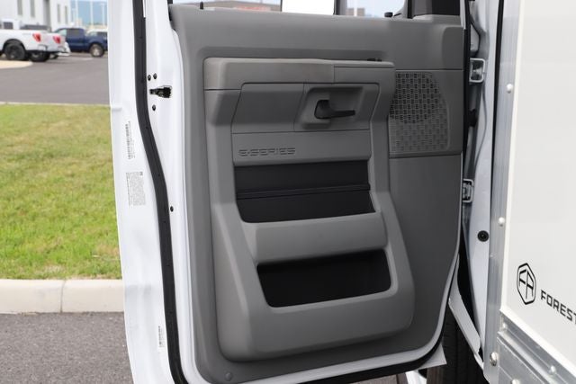 2026 Ford E-350SD Base Cutaway