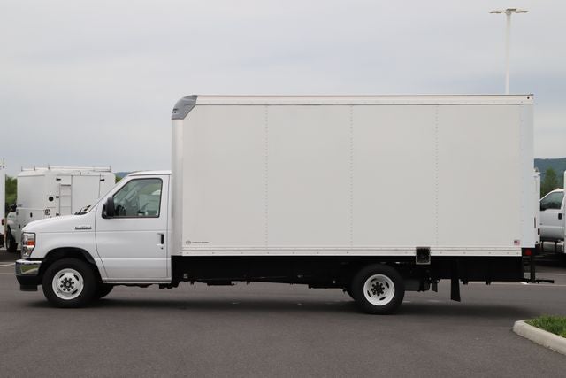 2026 Ford E-350SD Base Cutaway