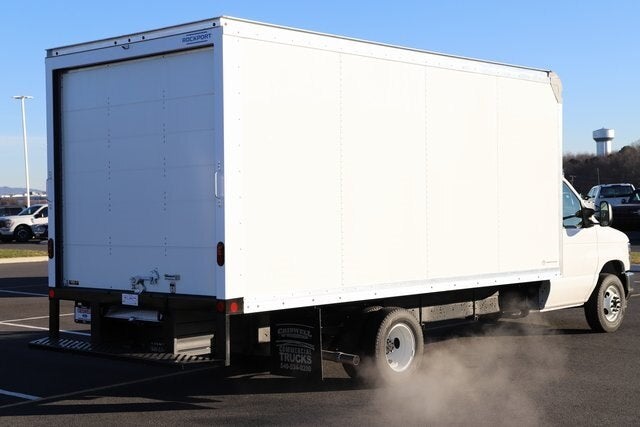 2026 Ford E-350SD Base Cutaway