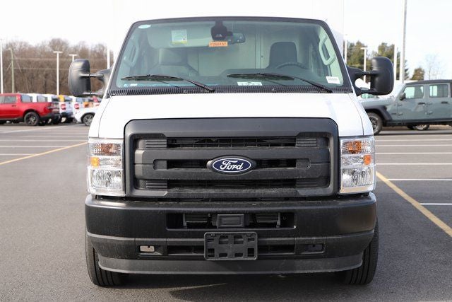 2026 Ford E-350SD Base Cutaway