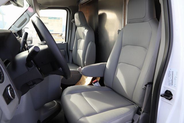 2026 Ford E-350SD Base Cutaway
