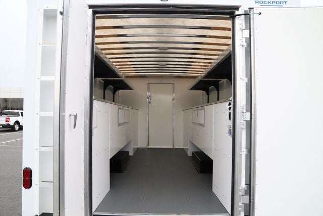 2027 Ford E-450SD Base DRW