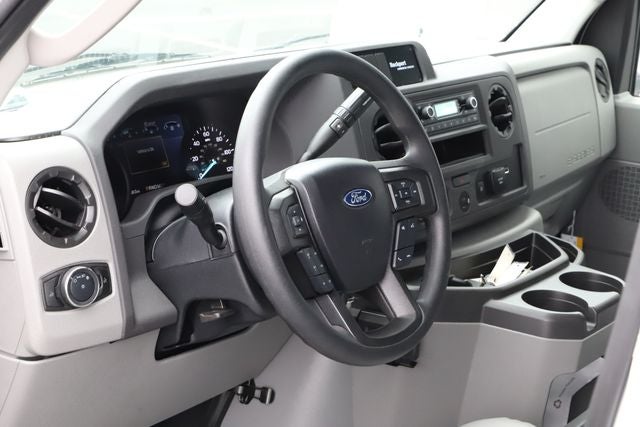 2027 Ford E-450SD Base DRW