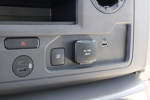 2027 Ford E-450SD Base DRW