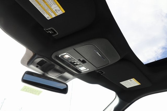 2025 Ford F-150 Lightning Platinum