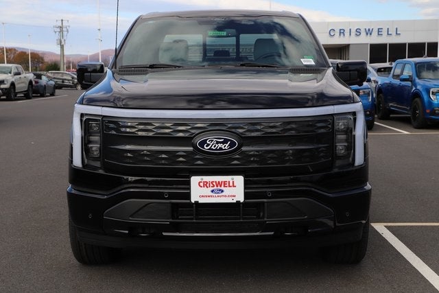 2025 Ford F-150 Lightning Platinum