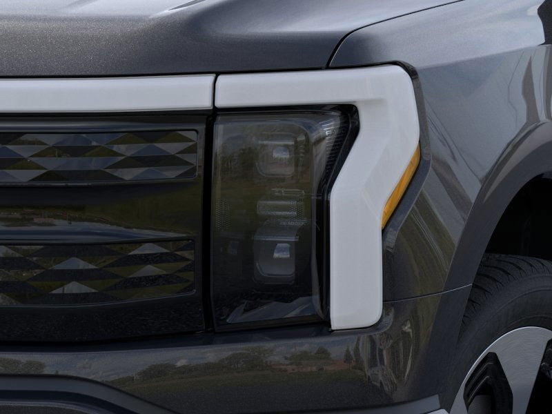 2025 Ford F-150 Lightning Platinum