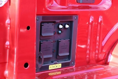 2025 Ford F-150 Lightning Platinum