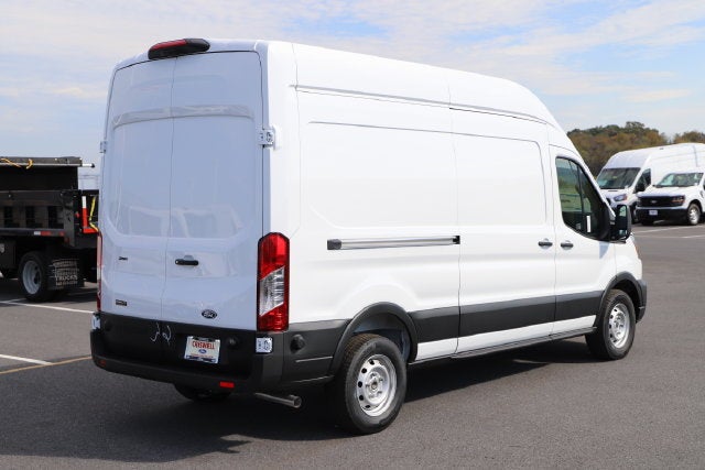 2027 Ford Transit-250 Base