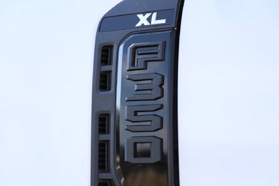 2027 Ford F-350SD XL