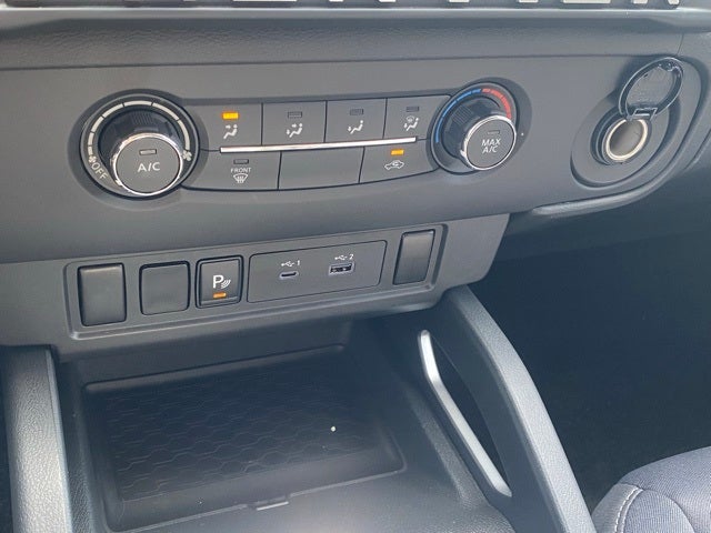 2025 Nissan Frontier Crew Cab SV