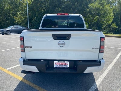 2025 Nissan Frontier Crew Cab SV