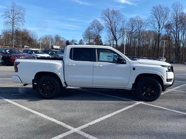 2026 Nissan Frontier Crew Cab SV