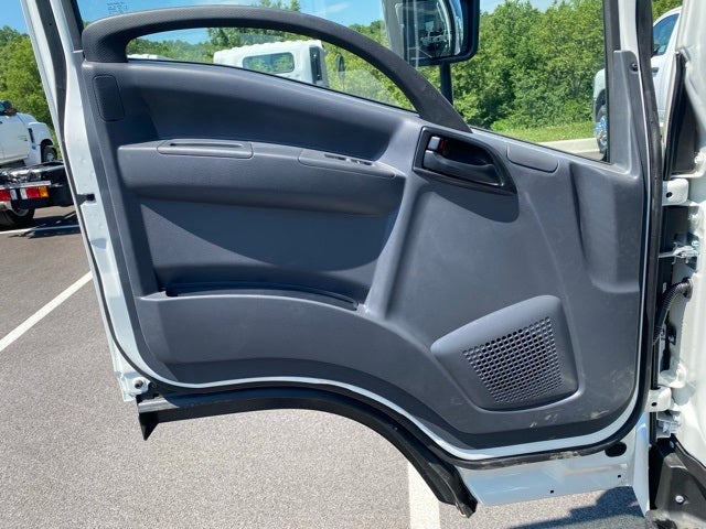 2025 Isuzu NRR 1V404 176" Wheelbase