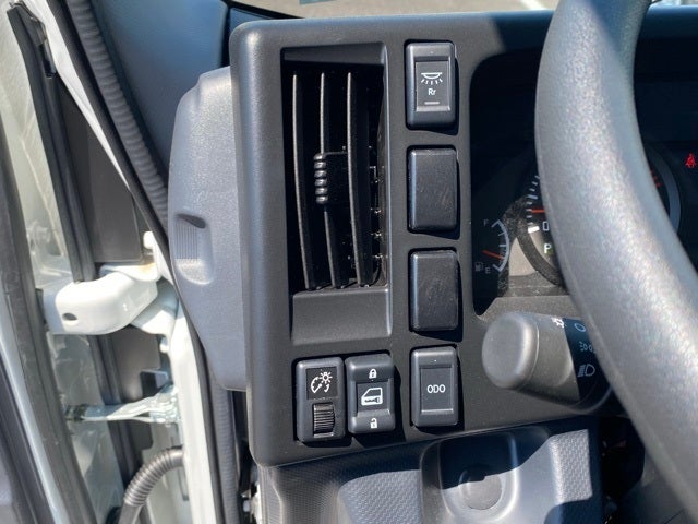 2025 Isuzu NRR 1V404 176" Wheelbase