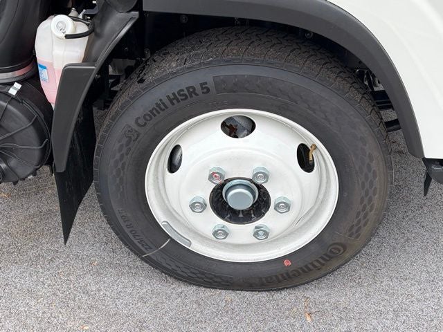 2026 Isuzu NRR 1U2 04 132.5" Wheelbase