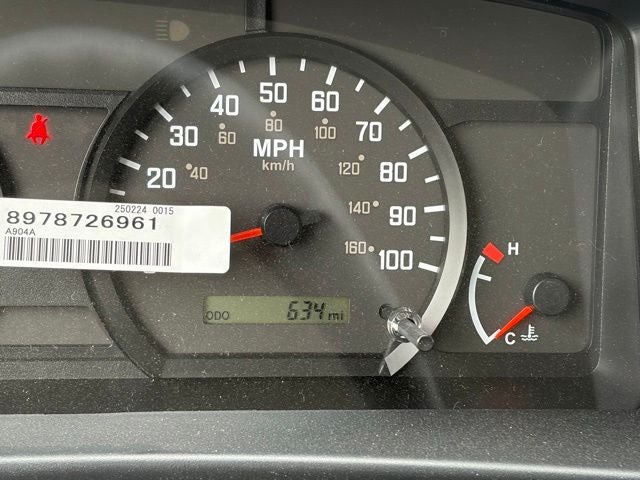 2026 Isuzu NRR 1U2 04 132.5" Wheelbase